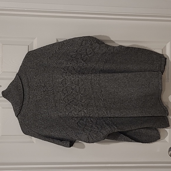 Poncho sweater - Picture 4 of 4